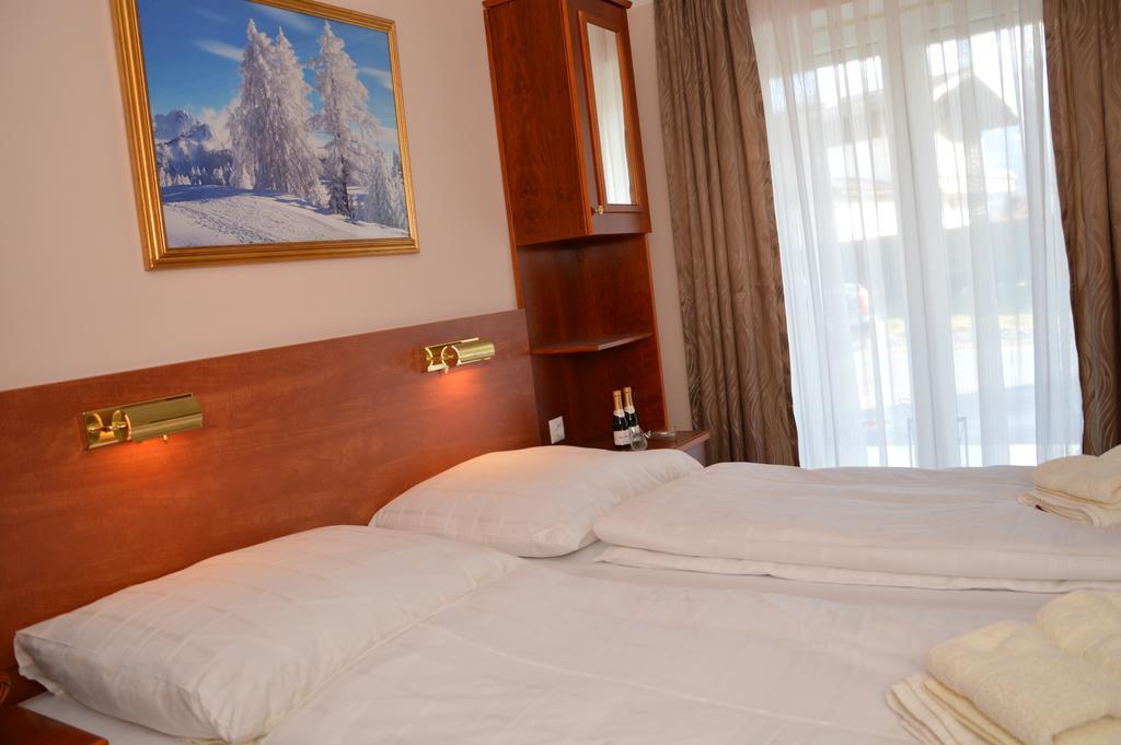 Private Room Pyrkerstrasse Bad Hofgastein Chambre photo